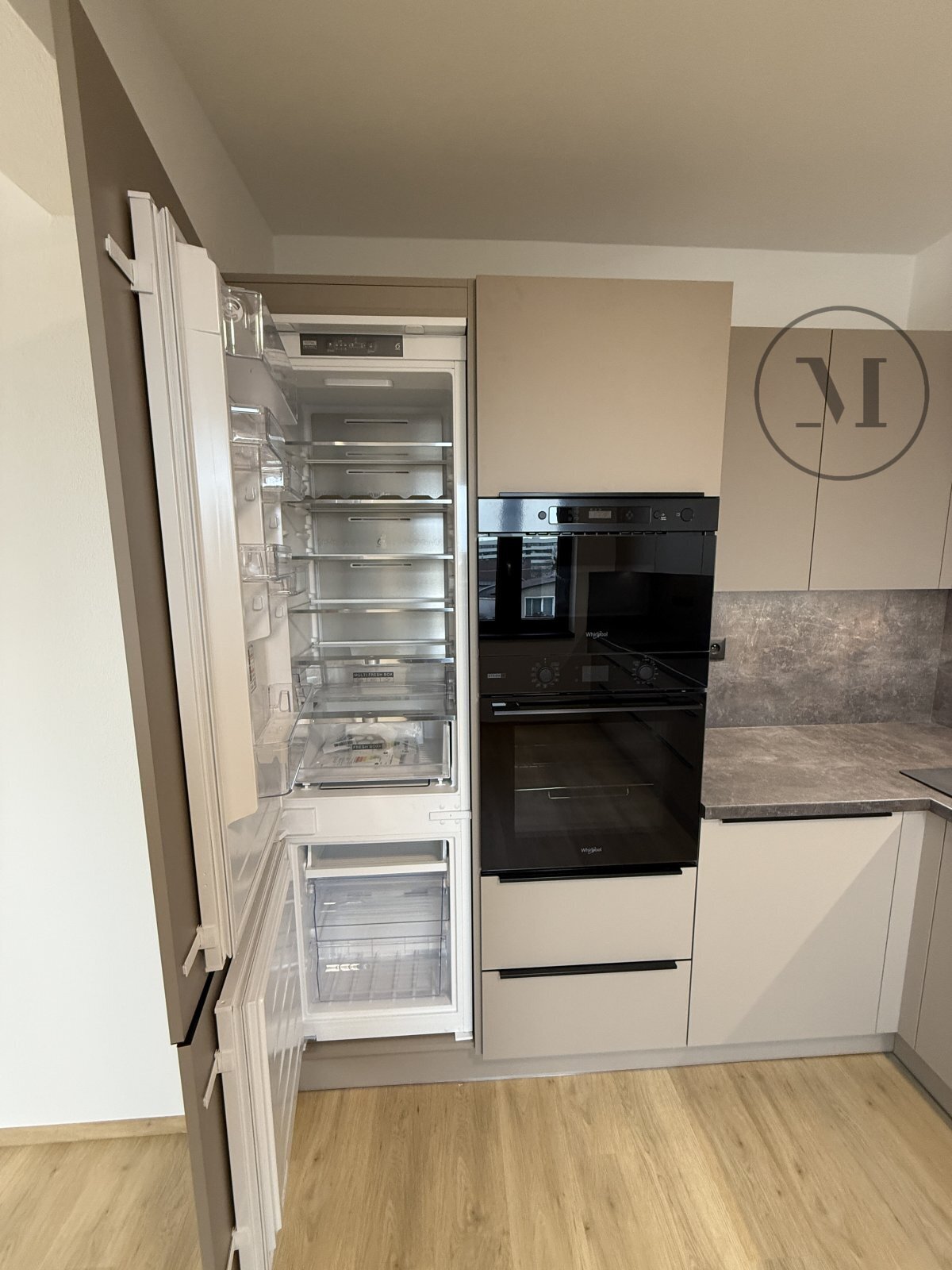 Pronájem nadstandardně zařízeného bytu 2+kk, 57m²