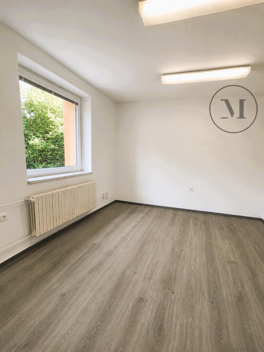 Kancelářské prostory 25 m² s parkovacím místem – Hlinská, České Budějovice