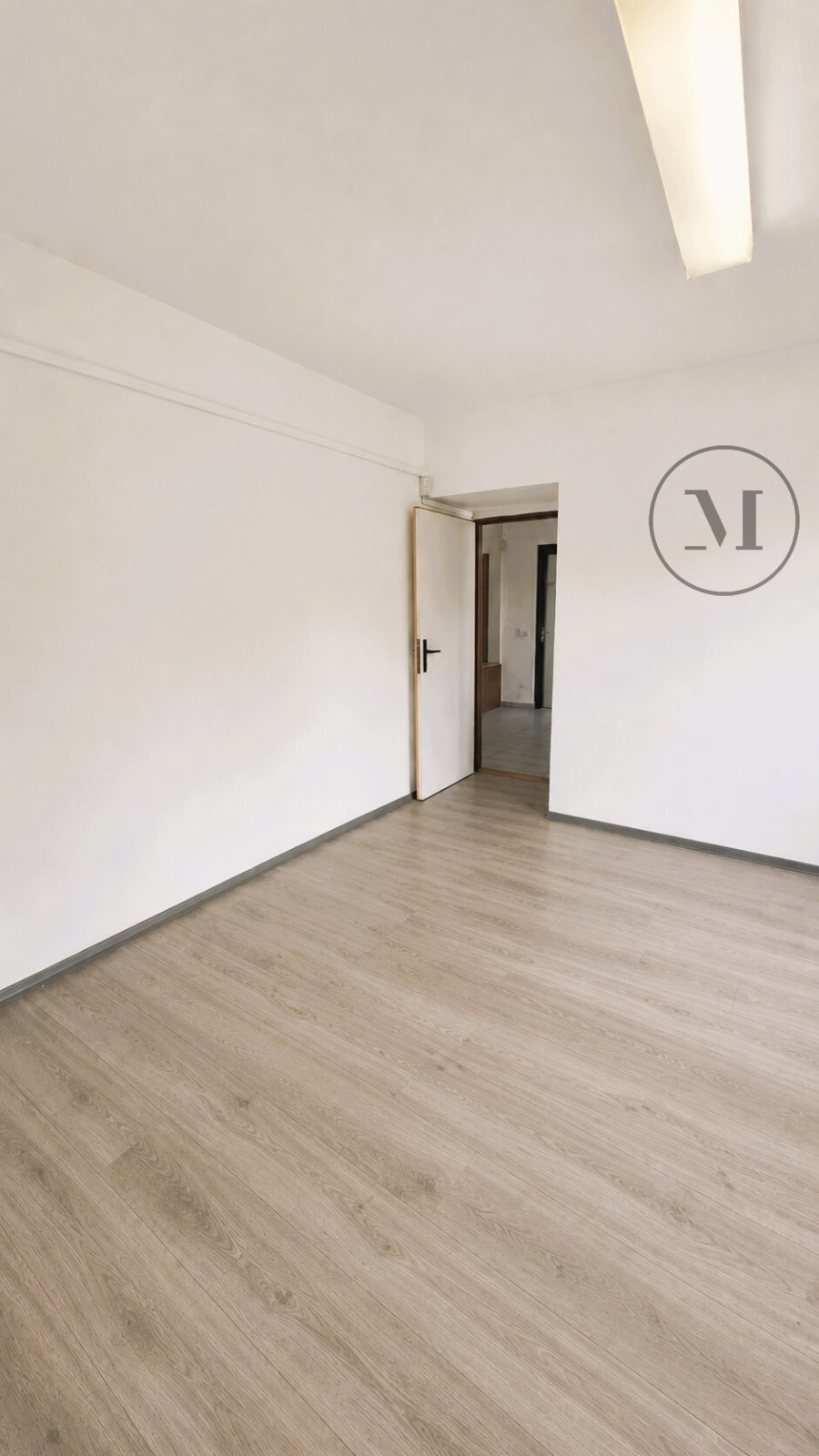 Kancelářské prostory 27,5 m² s parkovacím místem – Hlinská, České Budějovice